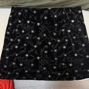 Black Starry Women's Skirt, L